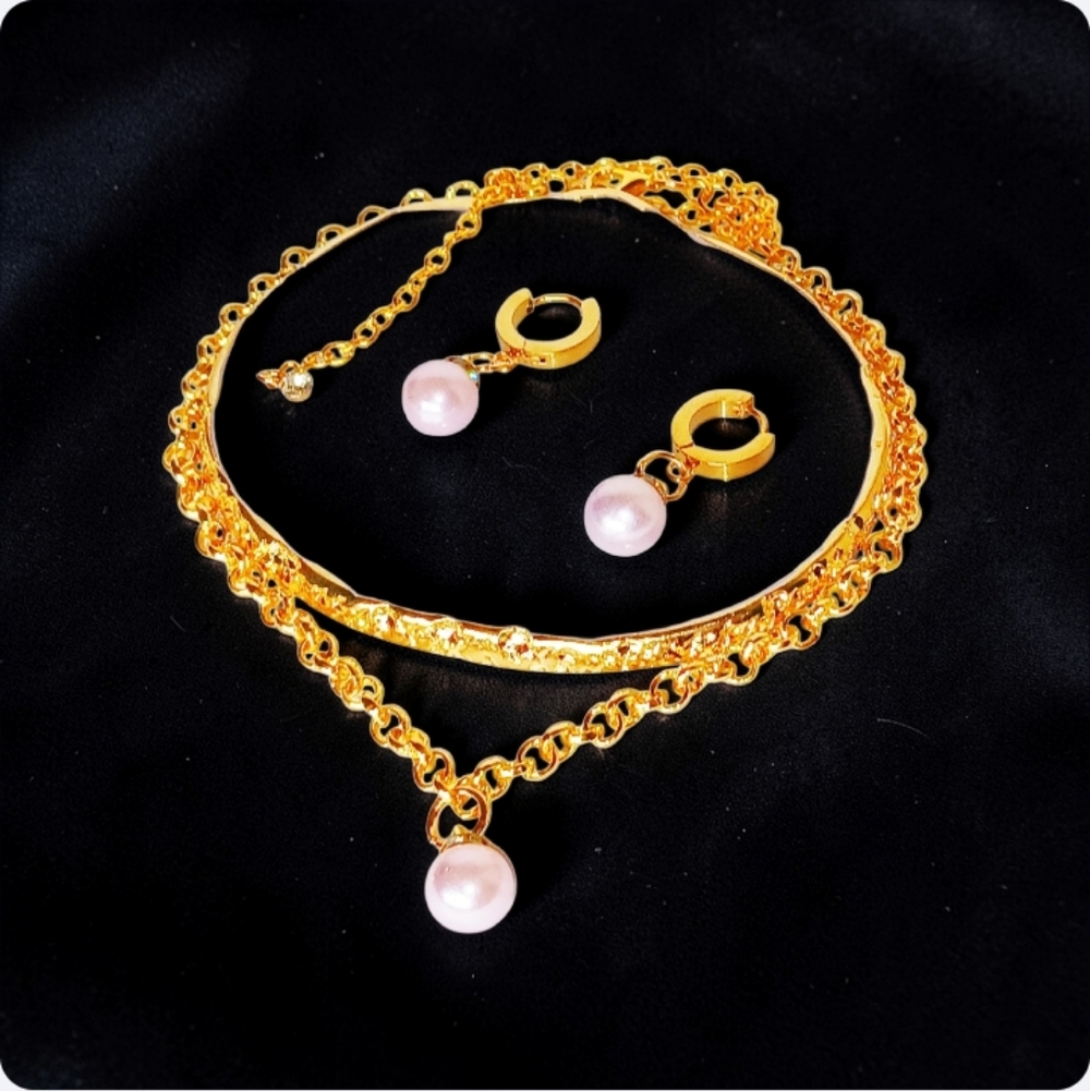 Gold Enchanted Choker Earring Set Pink Pearl Charms Modern Preppy Minimalist MCM